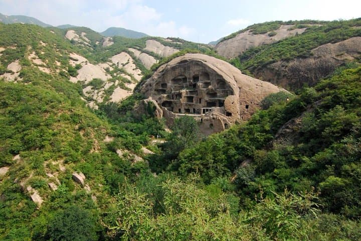 Badaling Great Wall and Guyaju Caves: One-Day Discovery Tour from Beijing photo 5