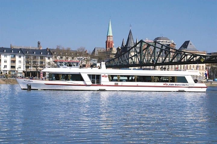 Frankfurt Highlights: 1-Hour Main River Sightseeing Cruise photo 3