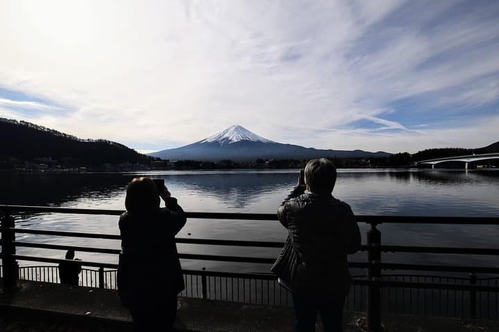 Mt Fuji & Hakone Private Day Tour from Tokyo — Lakes, Springs & Panoramic Views photo 3