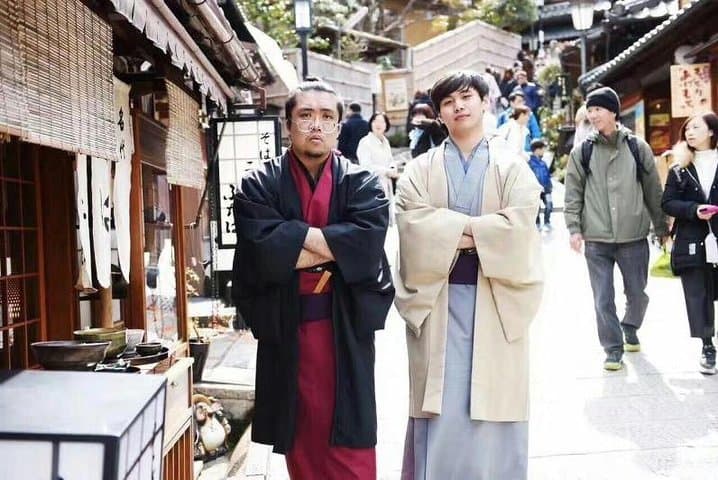Men's Traditional Kimono Experience in Kyoto: Dress, Walk, Photograph photo 5