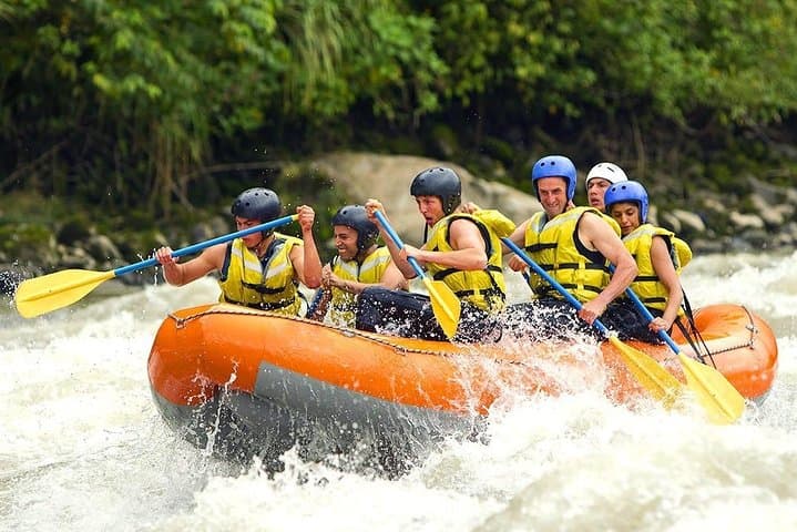 Kitulgala White Water Rafting on the Kelani River — Day Trip from Nuwara Eliya photo 3
