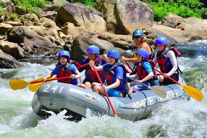 Kitulgala White Water Rafting on the Kelani River — Day Trip from Nuwara Eliya photo 5