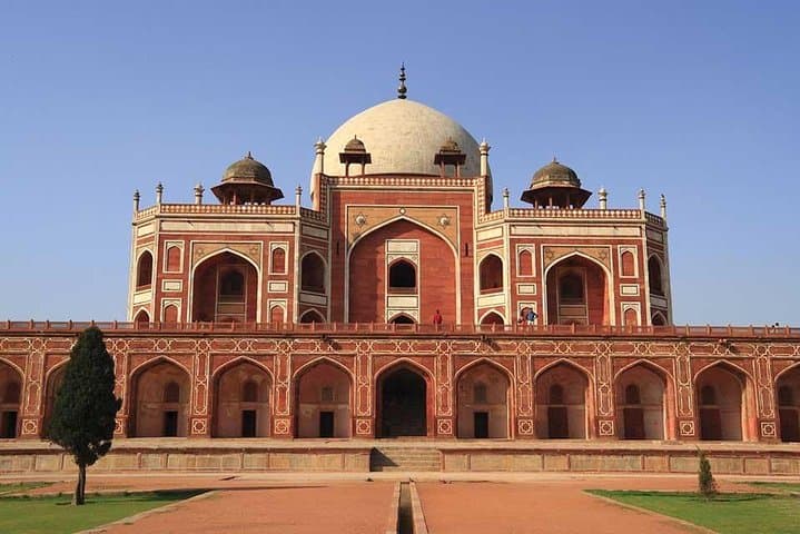 Private Day Tour from Jaipur to New Delhi — Humayun's Tomb, Qutb Minar & Lotus Temple photo 3
