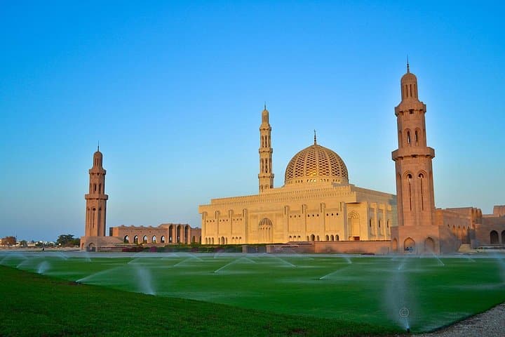 Panoramic Friday Private Tour of Muscat — Mutrah Corniche, Grand Mosque & Royal Opera photo 6