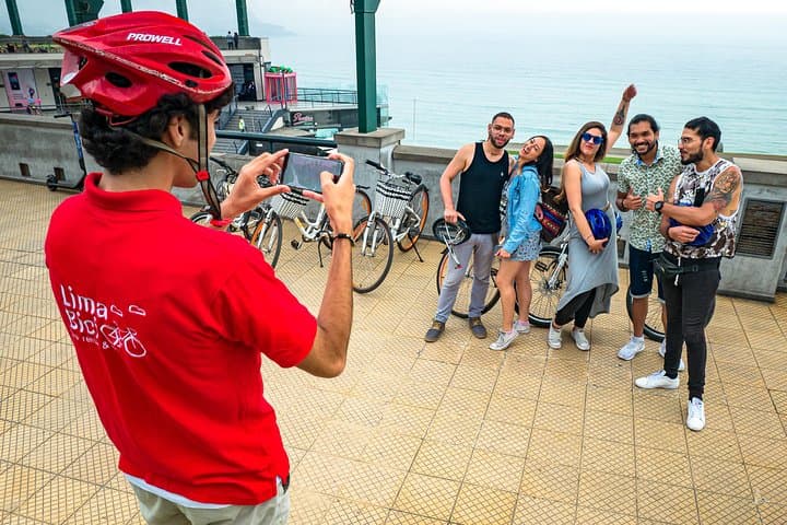 Lima Bike Express: Miraflores & Barranco Coastal Ride photo 2