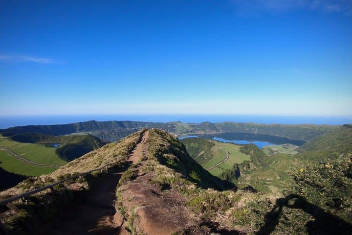 Half-Day Sete Cidades Jeep Tour: Lakes & Caldera Views on São Miguel