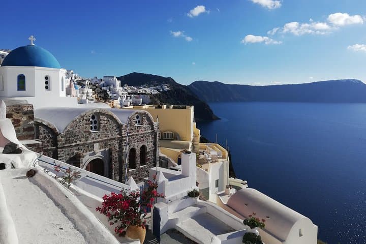 Private Santorini Customized Tour: Fira, Oia & Caldera in 4–6 Hours photo 3