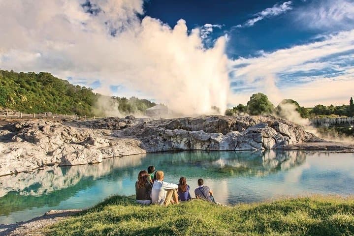 Private Hobbiton & Te Puia Tour: Rotorua Geothermal Wonders and Movie Magic photo 2
