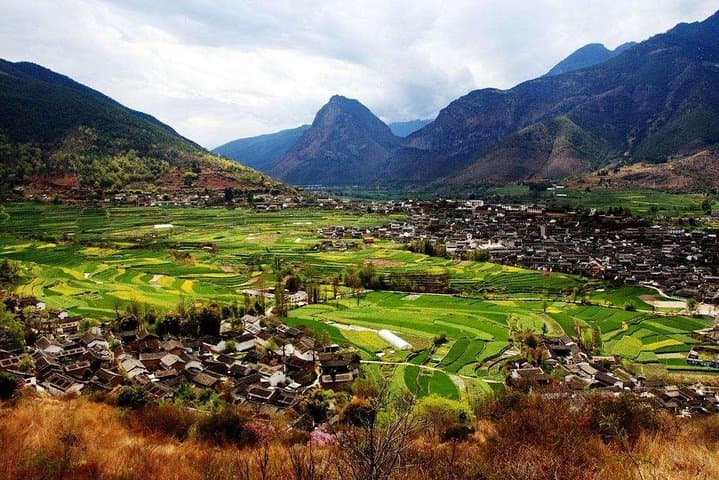 Private Day Trip: Yangtze First Bend, Shigu Ancient Town & Tiger Leaping Gorge from Lijiang photo 4