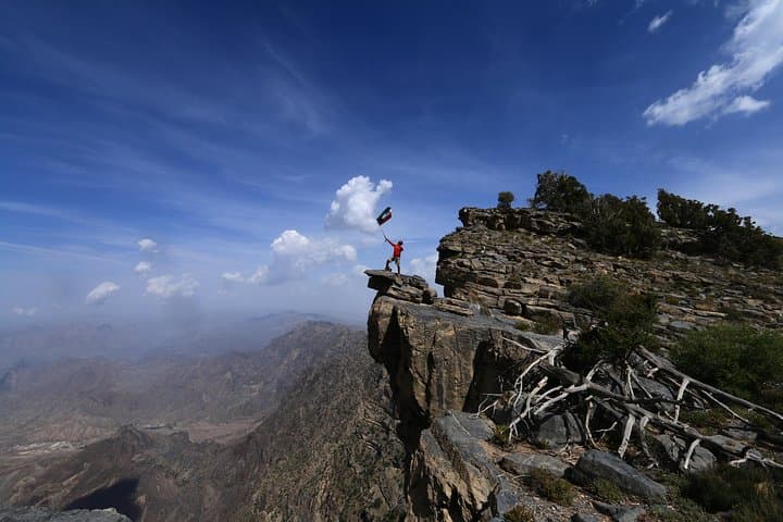 Overnight Jebel Shams Summit Hike: Two-Day Camp & Sunrise Summit photo 2