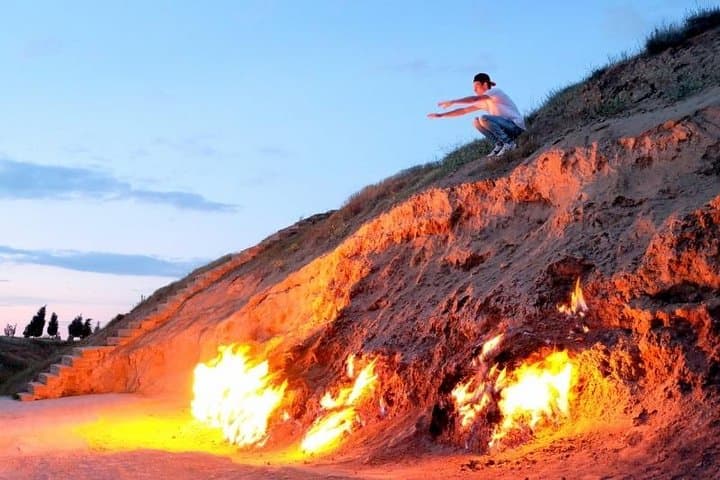 Baku’s Fire and Stone: Gobustan, Mud Volcanoes, Ateshgah & Yanardag Full-Day Tour photo 2