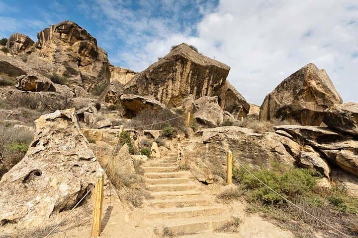 Baku’s Fire and Stone: Gobustan, Mud Volcanoes, Ateshgah & Yanardag Full-Day Tour photo 4