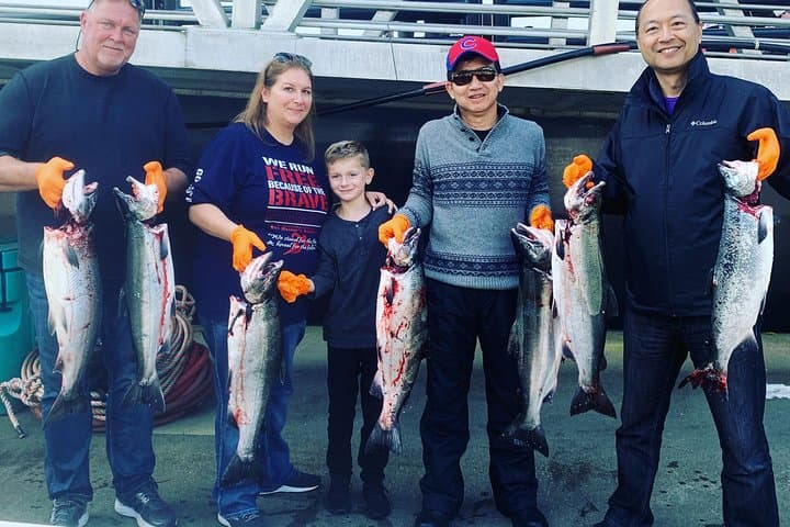 Ketchikan Trophy Salmon and Halibut Fishing Charter photo 5