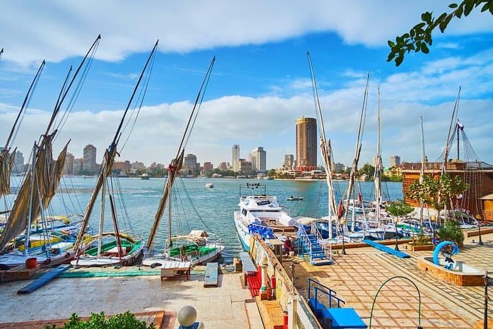 Private Felucca Lunch on the Nile: Luxury Sail & Egyptian Cuisine in Cairo