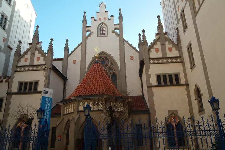 Jewish Prague Walking Tour: Explore Josefov’s Historic Quarter photo 2
