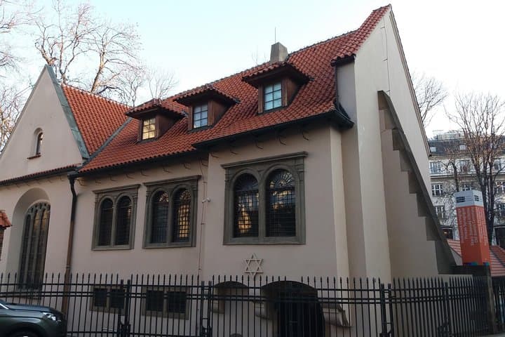 Jewish Prague Walking Tour: Explore Josefov’s Historic Quarter photo 3
