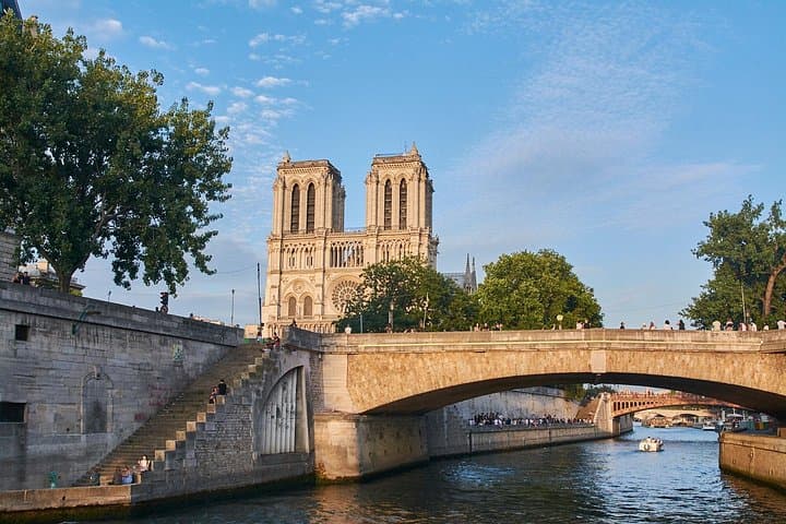 Customized 2-Day Private Walking Tour in Paris — Montmartre, Marais & Latin Quarter photo 3