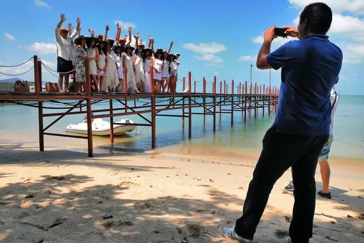 Custom Koh Samui Private Sightseeing Tour: Big Buddha, Beaches & Hidden Waterfalls photo 4
