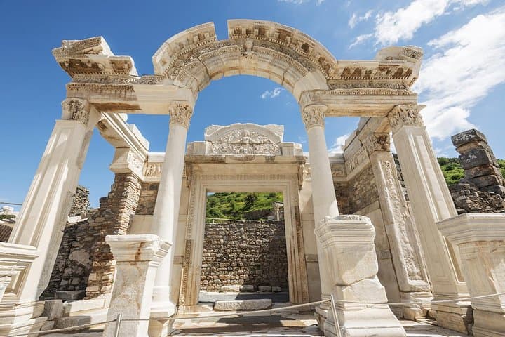 5-Day Cappadocia Pamukkale Ephesus Tour From Istanbul — Balloons, Travertines & Ancient Ephesus photo 4