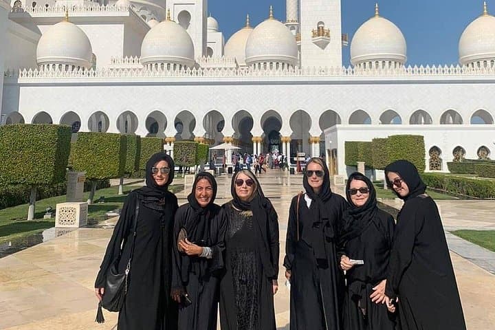 Abu Dhabi & Dubai: 4-Day City Tours and Desert Safari with Barbecue photo 1