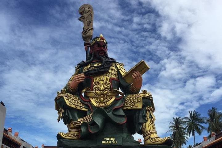 Custom Koh Samui Private Sightseeing Tour: Big Buddha, Beaches & Hidden Waterfalls photo 5