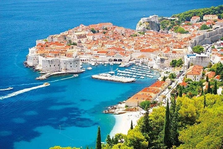 7-Day Balkan Cultural & Plitvice Lakes Tour from Budapest to Sarajevo photo 2