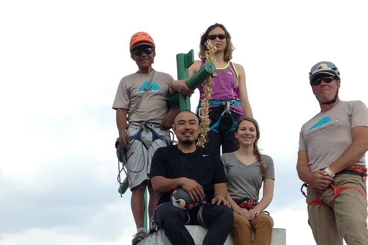 Climb Peña de Bernal: Guided Single- and Multi-Pitch Routes in Querétaro