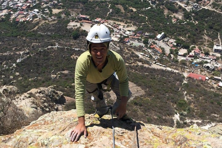 Climb Peña de Bernal: Guided Single- and Multi-Pitch Routes in Querétaro photo 4