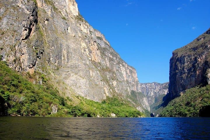 Sumidero Canyon Boat Tour from San Cristóbal: Miradores & Chiapa de Corzo photo 3