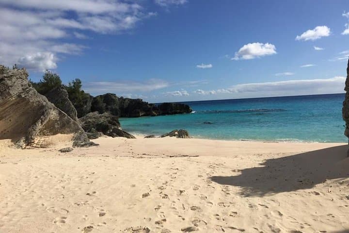 Exploring Bermuda’s Top Beaches: A Day-Long Coastal Adventure photo 6