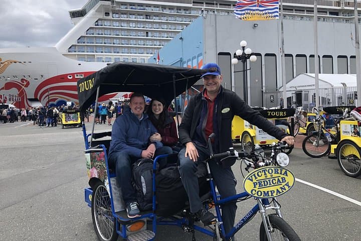 Pedicab Tour of Victoria: Harbour Sights, Beacon Hill & James Bay for Cruise Guests