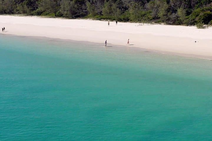Fraser Island West Coast Half-Day Cruise from Hervey Bay — Kayak, Snorkel & Beach Time photo 4