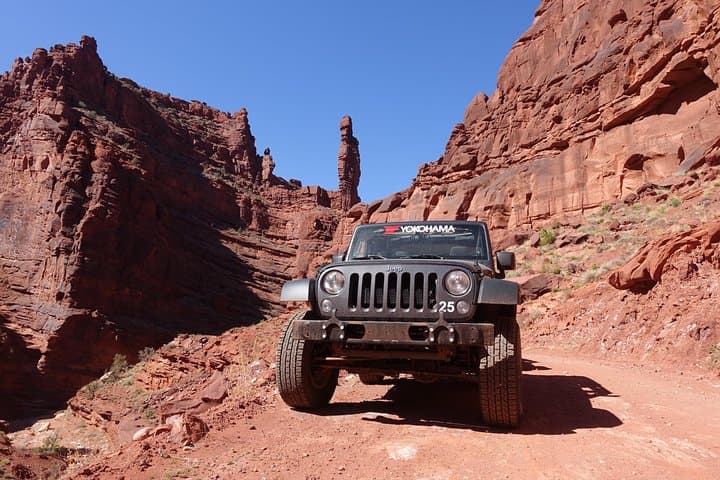 Moab Self-Guided Backcountry Jeep Adventure — Shafer Trail, Gemini Bridges & Backcountry Routes photo 1
