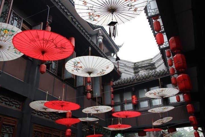 Leshan Giant Buddha and Jinli Ancient Street Day Tour — Chengdu Day Trip Guide photo 4