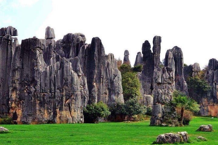 Beijing to Kunming in Six Days: High-Speed Train Highlights, Great Wall & Stone Forest