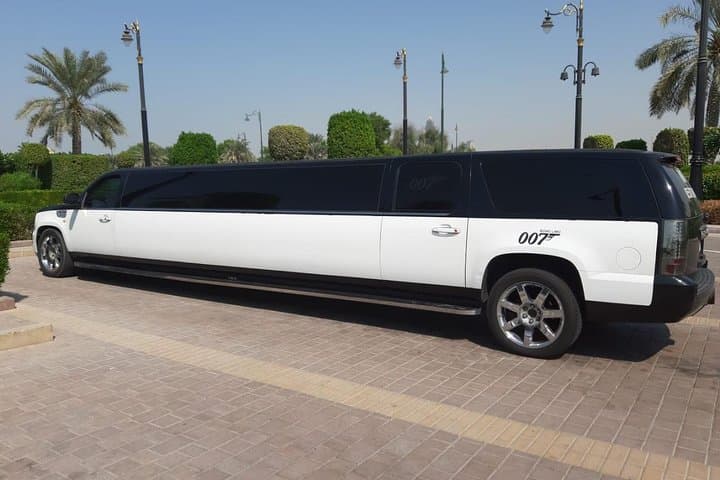 VIP Desert Safari Dubai: Stretch Limousine Transfers & Dune Adventure