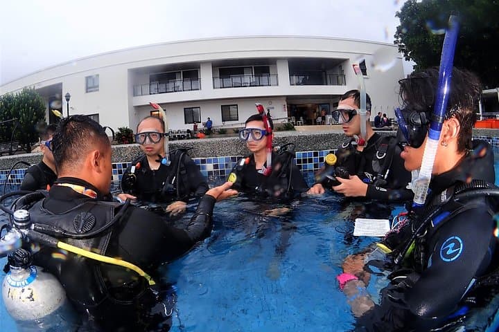 Kenting PADI Open Water Course: 3-Day Basic Diving Certification in Taiwan