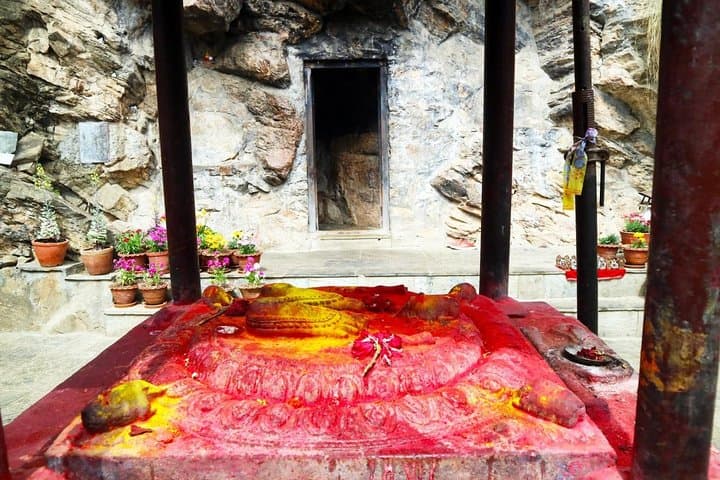 Dakshinkali, Pharping & Kirtipur: A Cultural Day Trip from Kathmandu photo 2
