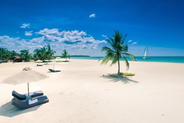 Colombo Airport to Unawatuna Private Taxi Transfer — Direct Drop-Off to Beachfront Hotels photo 5