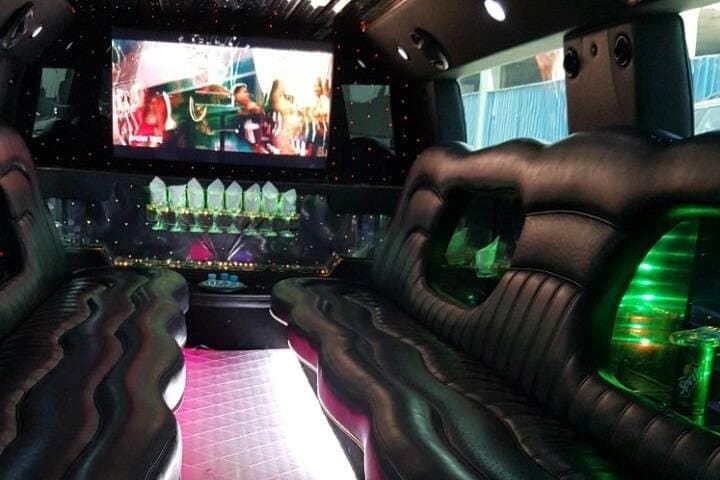 VIP Desert Safari Dubai: Stretch Limousine Transfers & Dune Adventure photo 2
