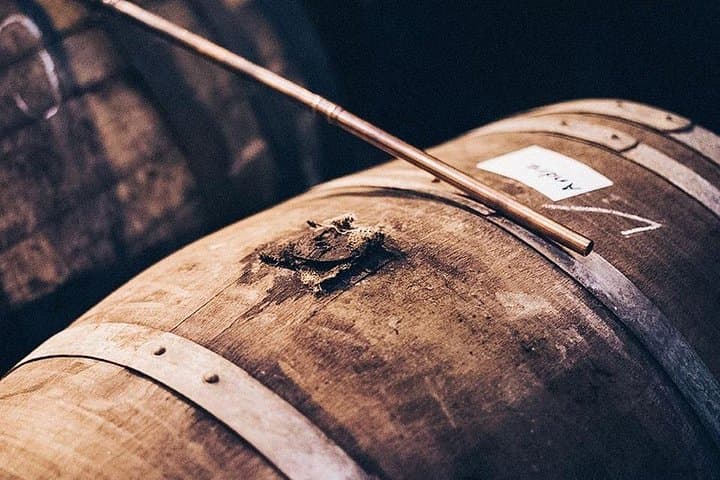 Private Edinburgh Whisky Tour: Glenkinchie, Malt Whisky Society & Holyrood Tastings photo 4
