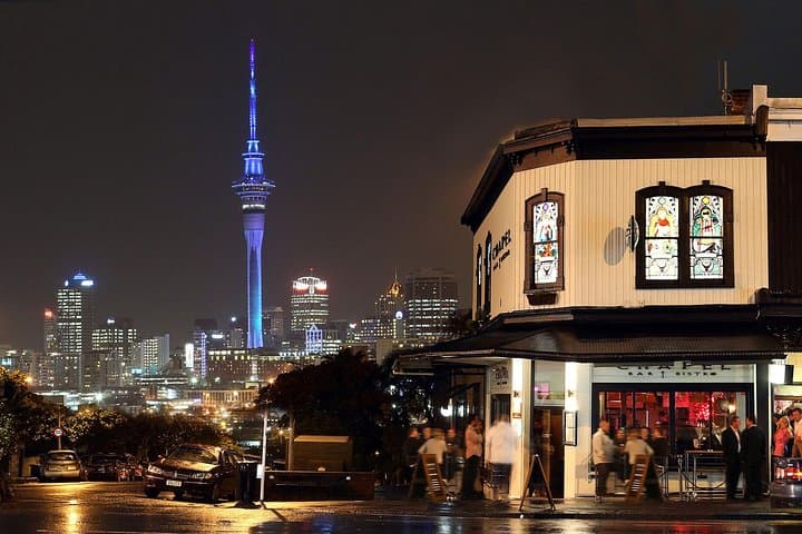 Auckland Night E-Bike Tour: City Lights, Lightpath & Waterfront Rides photo 6