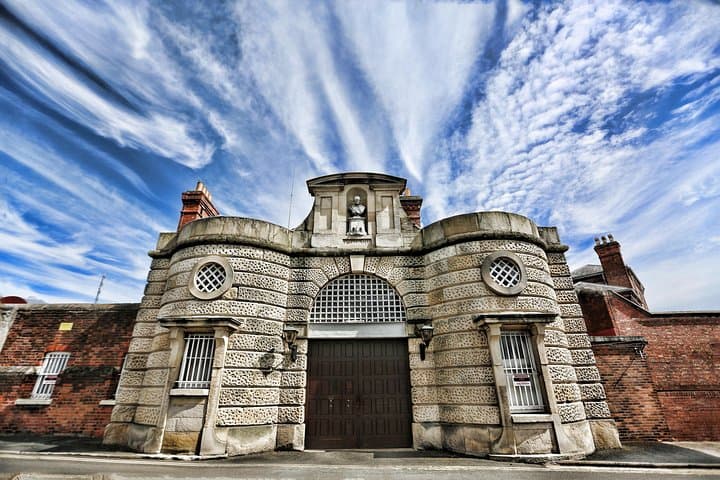 Inside Shrewsbury Prison: Guided Tour of Georgian Cells and Execution Sites