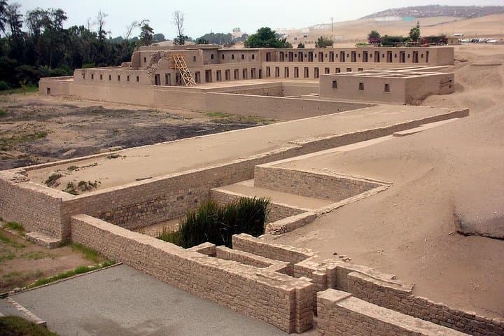 Exploring Pachacamac: Guided Tour to the Temple of the Great God from Lima