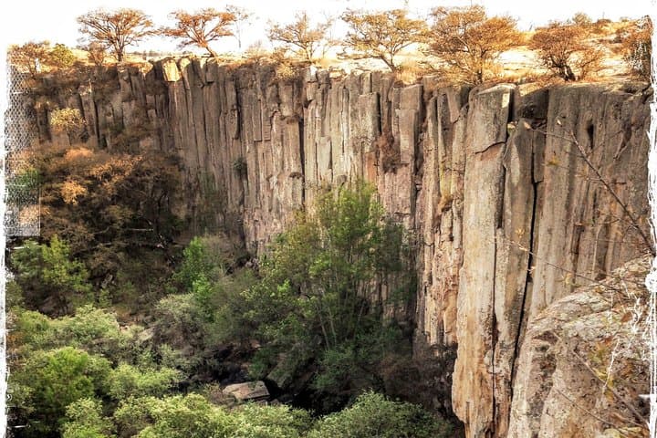 Top-Rope Anchors Course at La Cascada, Aculco — Build Redundant Climbing Anchors