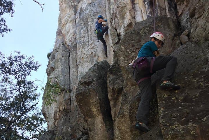 Top-Rope Anchors Course at La Cascada, Aculco — Build Redundant Climbing Anchors photo 6
