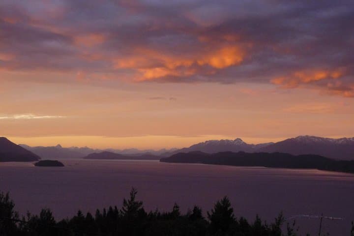 Trek Llao-Llao Municipal Park — Hike to Lake Nahuel Huapi Viewpoints photo 5