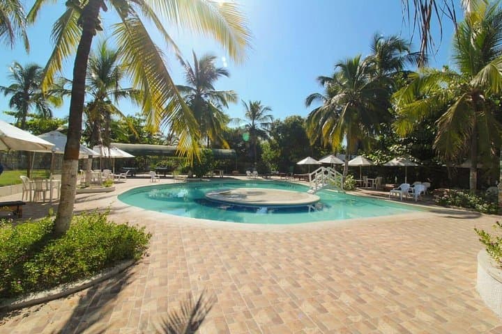 Private Beach Club in Front of Cartagena — Island Views, Mojitos and Beach Beds photo 3