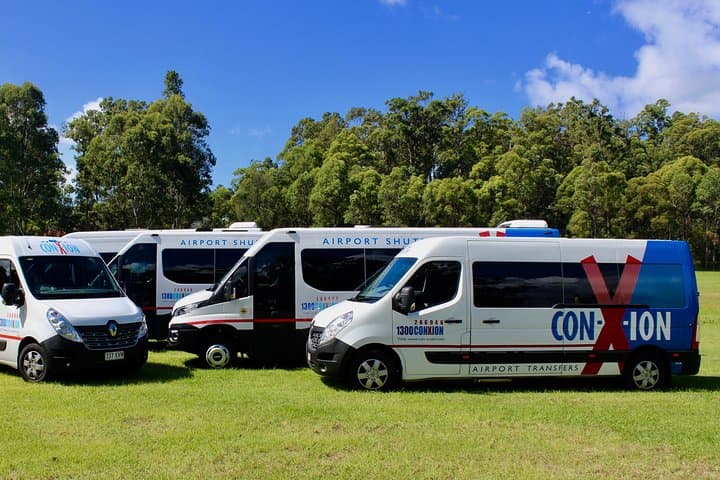 Gold Coast Hotels to Theme Parks Shuttle — Easy Transfers to Dreamworld, Sea World & Movie World photo 5