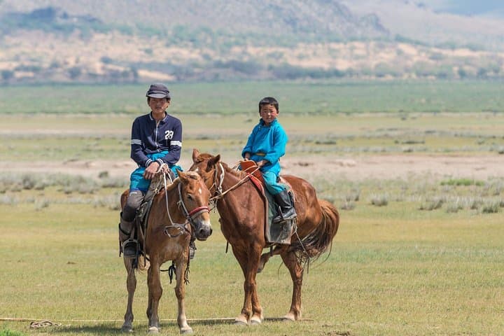 Essence of Mongolia: 4-Day Ger Camp, Dunes & Wild Takhi Horses photo 4